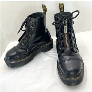 Dr. Martens Sinclair Boots